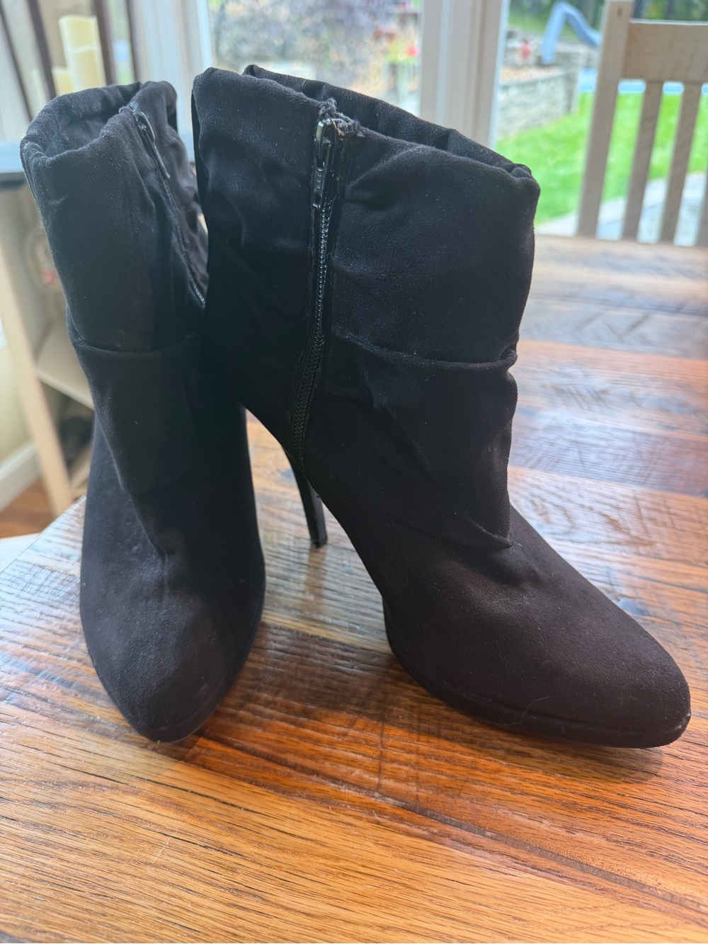 Jennifer Lopez Black Suede-Look Ankle Booties with Side Zip - Picture 4 of 6
